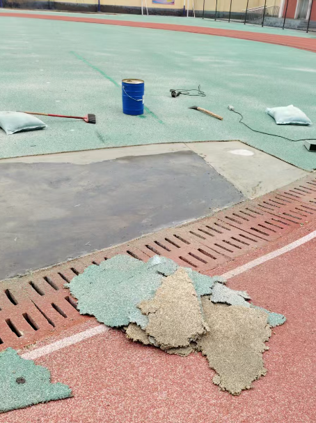 山南球场翻新维修补、球场翻新修补改造